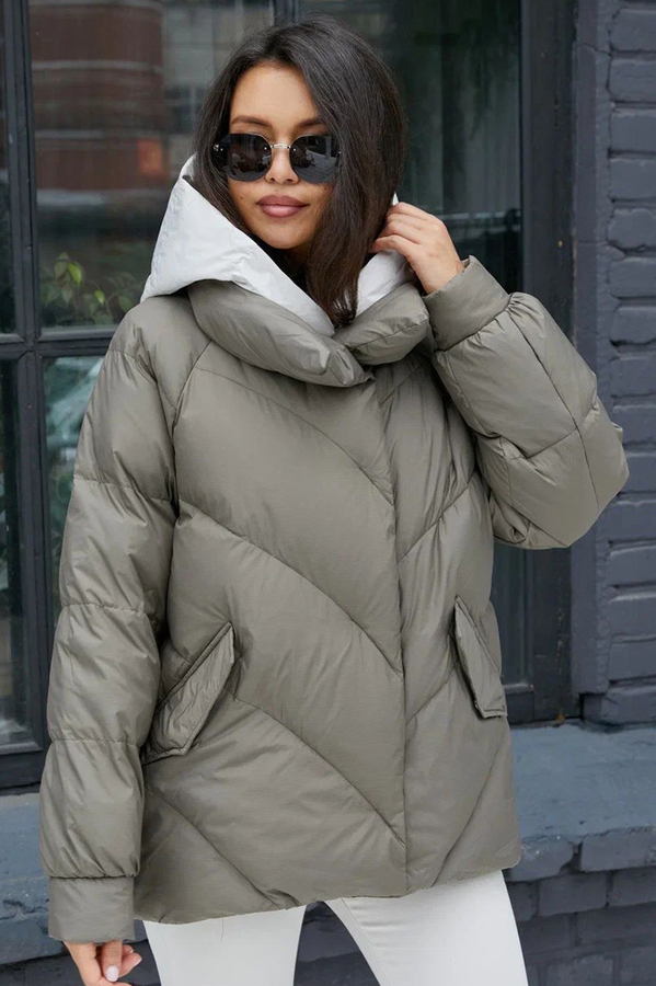 Молодежный пуховик на зиму оливковый