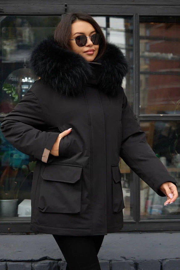 Красивый женский пуховик Btn Button в стиле парка