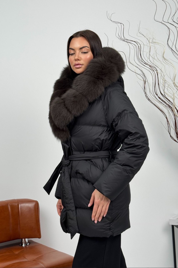 Укороченный пуховик с капюшоном черный