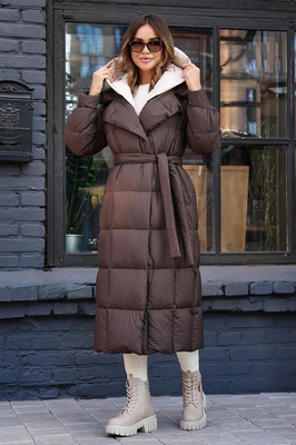Зимняя длинная куртка оверсайз 2025 года на пуху с пером Зимняя длинная куртка оверсайз 2025 года на пуху с пером