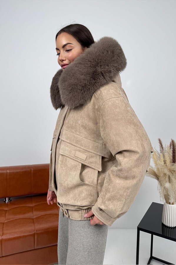 Куртка с мехом на пуху