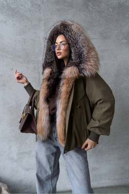 Женский молодежный пуховик парка Женский молодежный пуховик парка