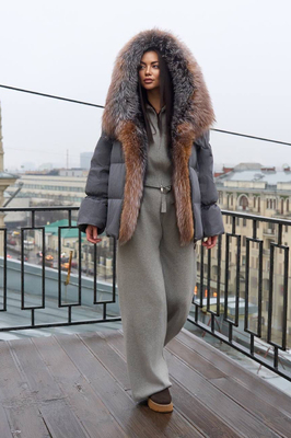 Зимний пуховик женский 2025-2026