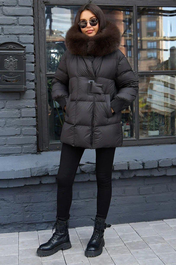 Длинный пуховик оверсайз с хлястиком на груди черный